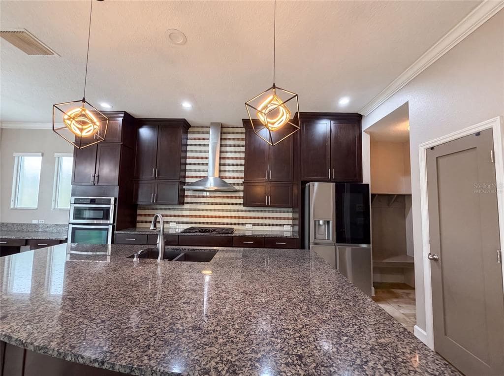 7304 MILESTONE DRIVE, APOLLO BEACH, FL 33572 — zdjęcie 2