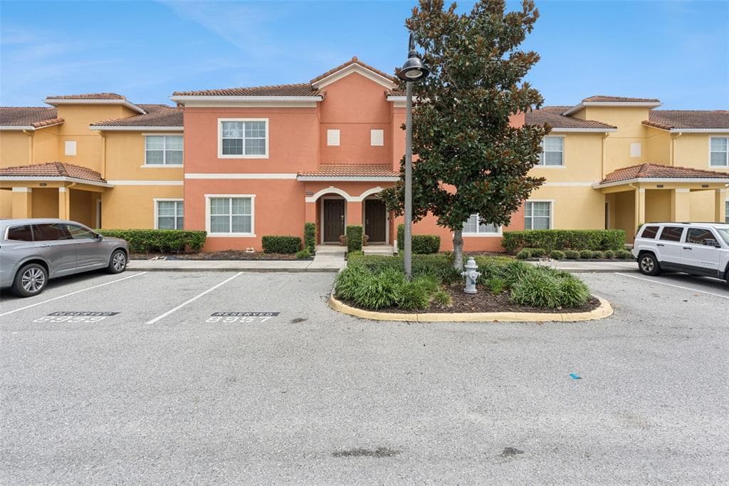 8957 CAT PALM ROAD, KISSIMMEE, FL 34747