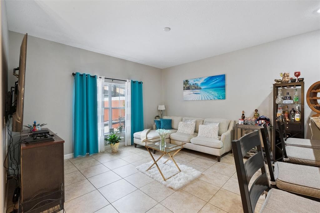 8957 CAT PALM ROAD, KISSIMMEE, FL 34747 — zdjęcie 4
