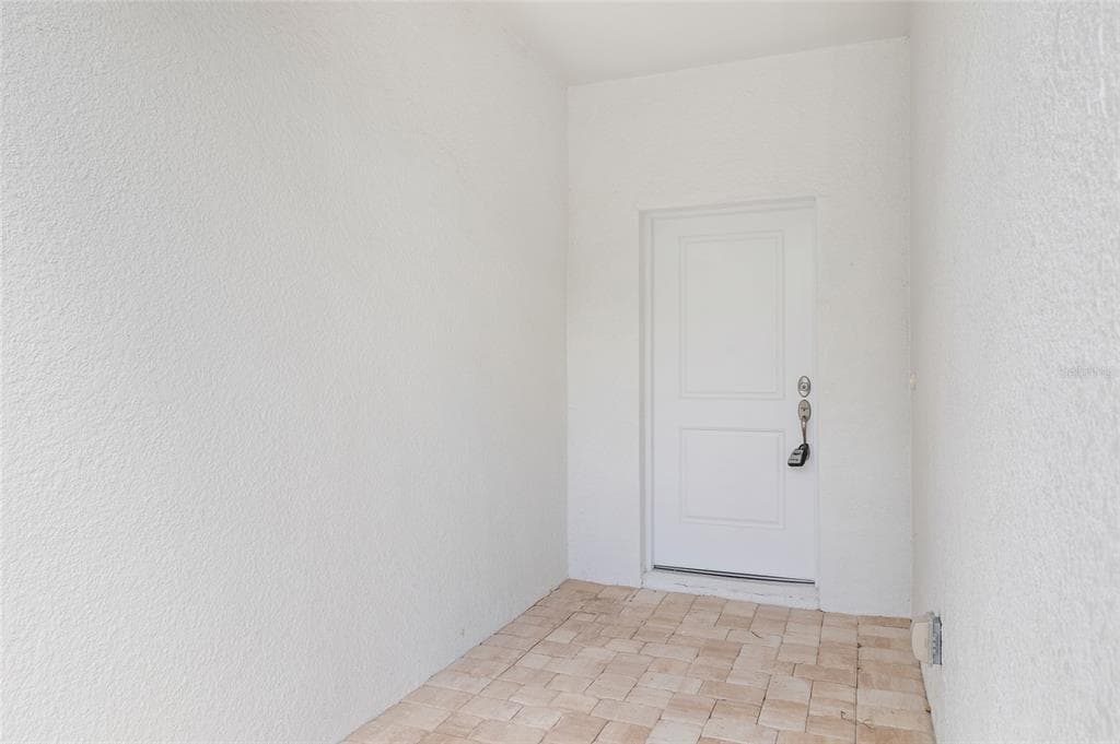 10026 COCOA BEACH STREET, PORT CHARLOTTE, FL 33981 — zdjęcie 5