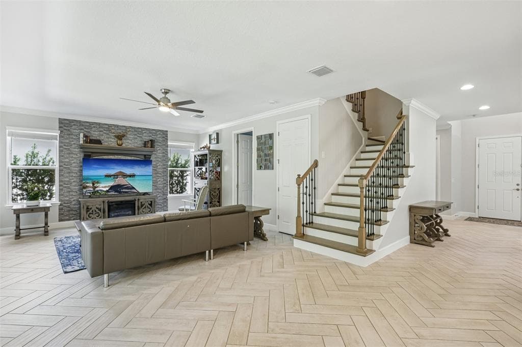 9085 SPRUCE CREEK CIRCLE, RIVERVIEW, FL 33578 — zdjęcie 4
