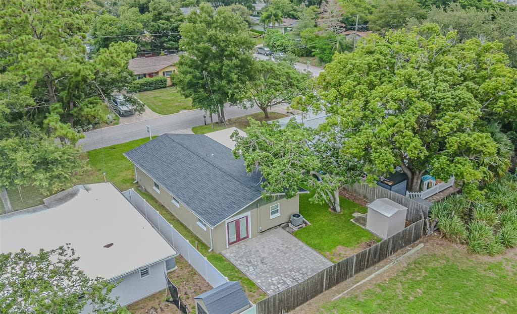 925 CEDARWOOD AVENUE, DUNEDIN, FL 34698 — zdjęcie 4