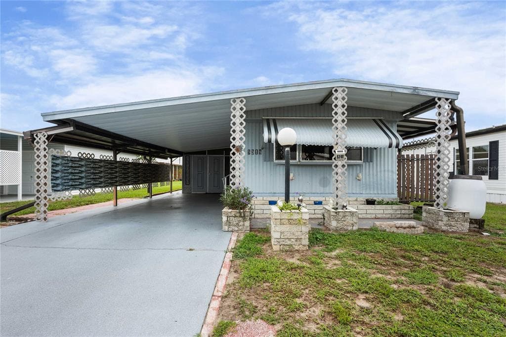 5318 ASTRID DRIVE, ZEPHYRHILLS, FL 33541 — zdjęcie 3