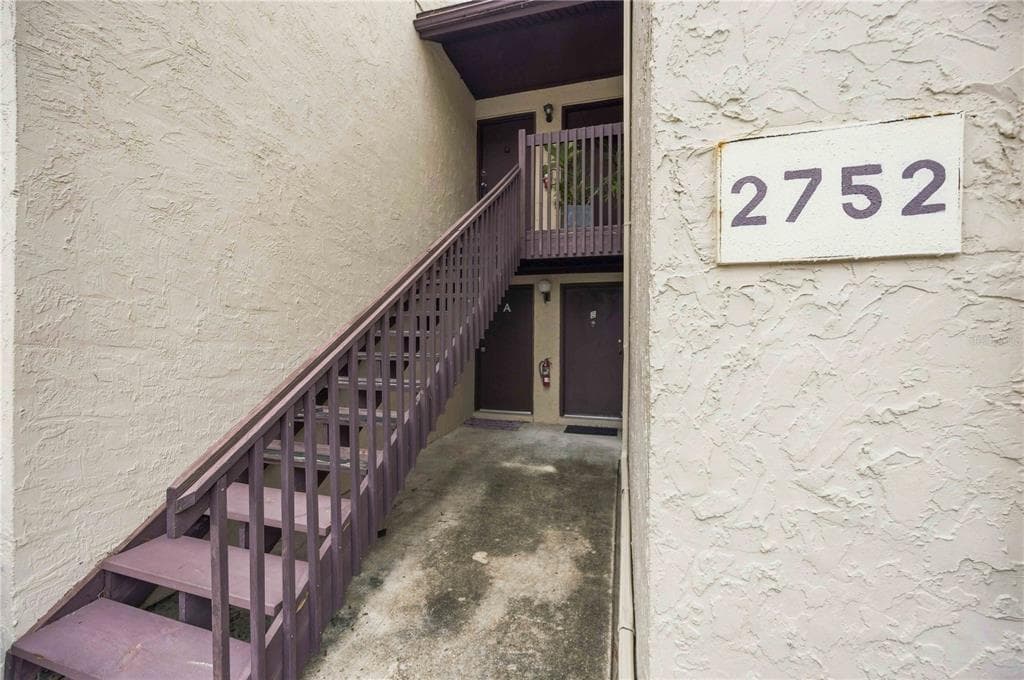2752 HIDDEN LAKE BOULEVARD # C, SARASOTA, FL 34237 — zdjęcie 3