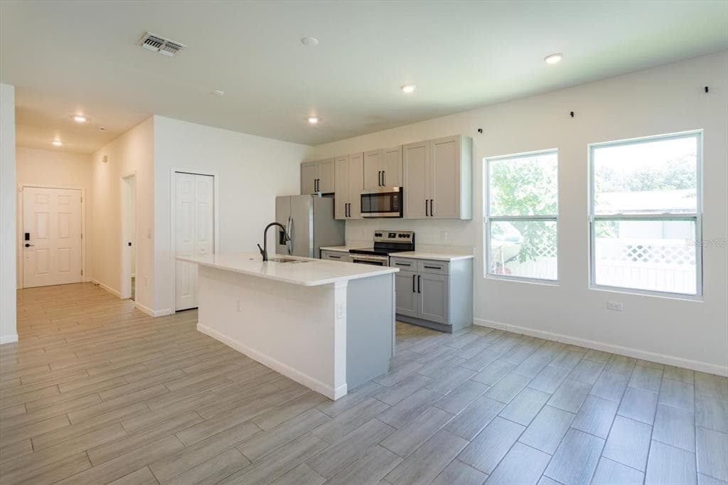 1022 36TH, ORLANDO, FL 32805 — zdjęcie 4