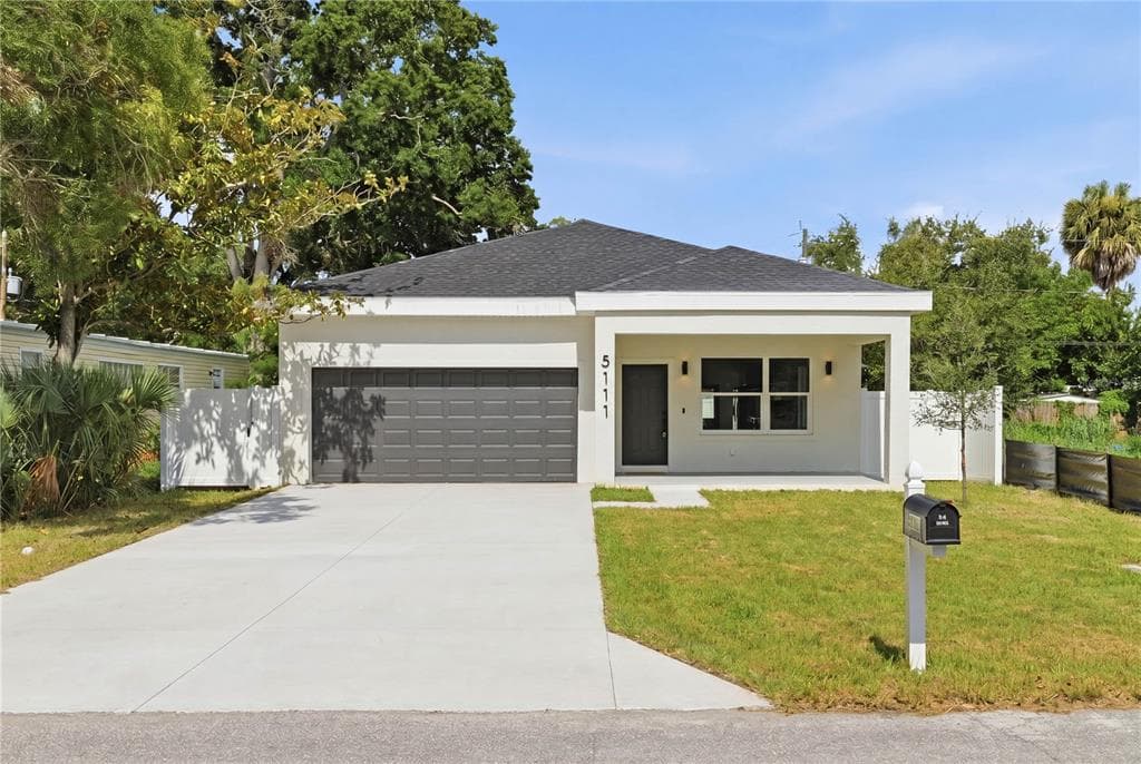 5111 68TH STREET N, ST PETERSBURG, FL 33709 — zdjęcie 2