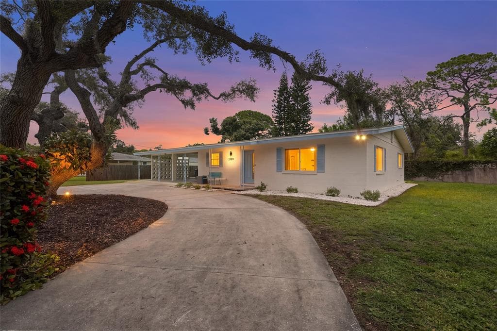 2709 MARLETTE STREET, SARASOTA, FL 34231