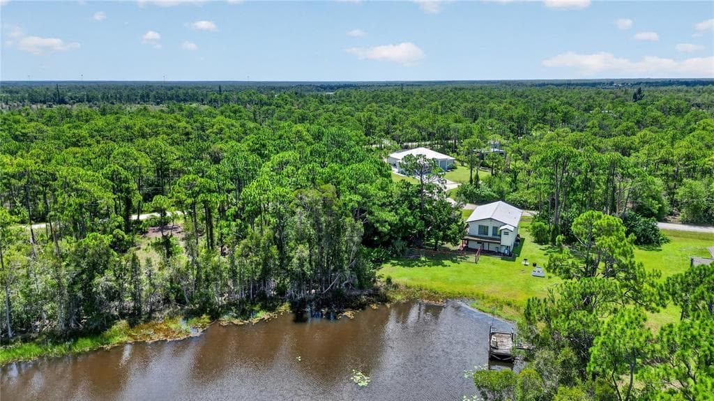 12141 BUENOS COURT, PUNTA GORDA, FL 33955 — zdjęcie 4