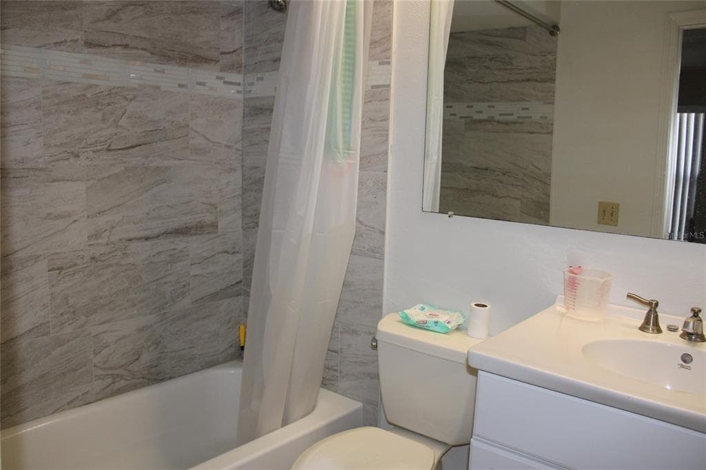6121 56TH AVENUE N, ST PETERSBURG, FL 33709 — zdjęcie 5