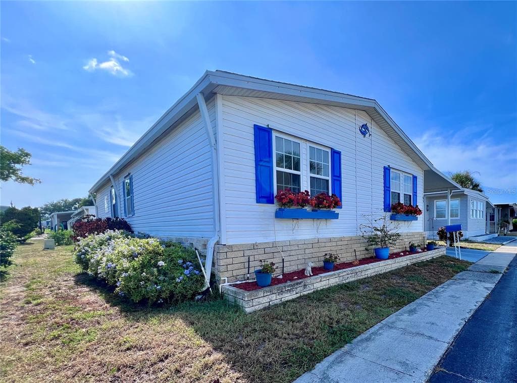 51 PINDO PALM STREET E, LARGO, FL 33770 — zdjęcie 3