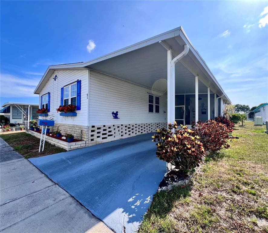 51 PINDO PALM STREET E, LARGO, FL 33770 — zdjęcie 4
