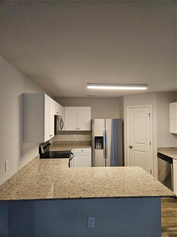 901 NW 15TH PLACE, CAPE CORAL, FL 33993 — zdjęcie 4