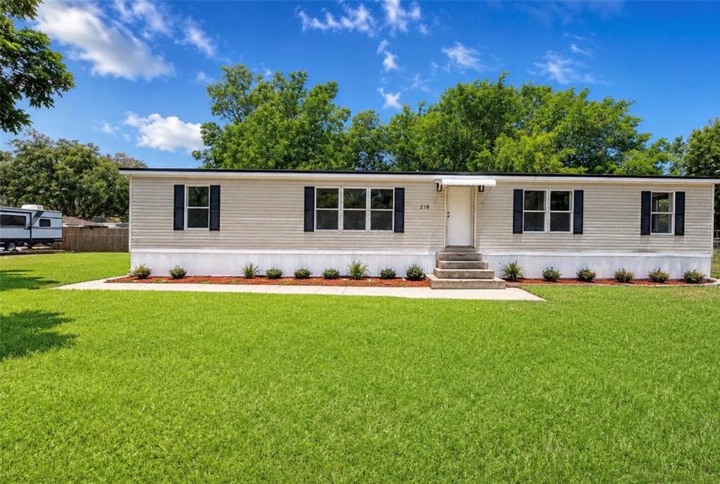 218 DIAMOND ACRES ROAD, DAVENPORT, FL 33837