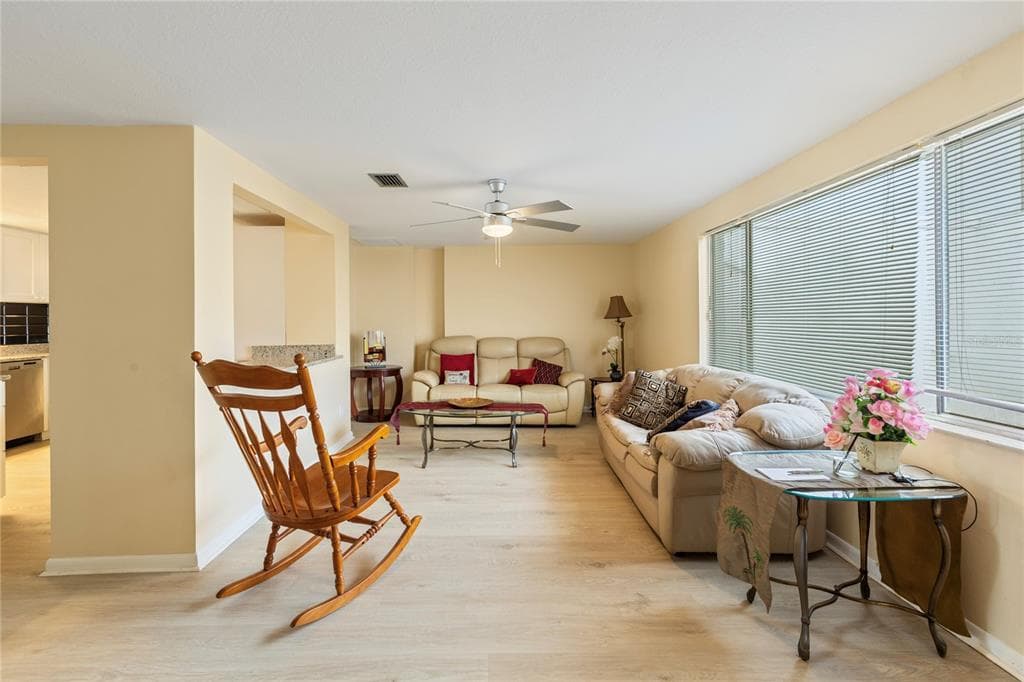 3228 ROCK VALLEY DRIVE, HOLIDAY, FL 34691 — zdjęcie 4