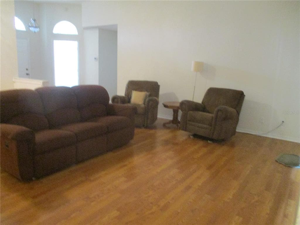 209 N BROCKFIELD DRIVE, SUN CITY CENTER, FL 33573 — zdjęcie 2