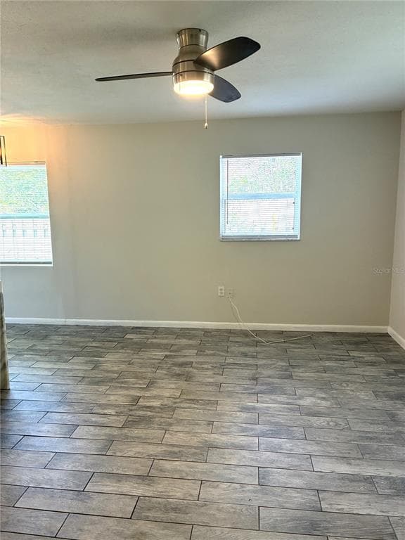 618 4TH AVENUE NE, LARGO, FL 33770 — zdjęcie 4