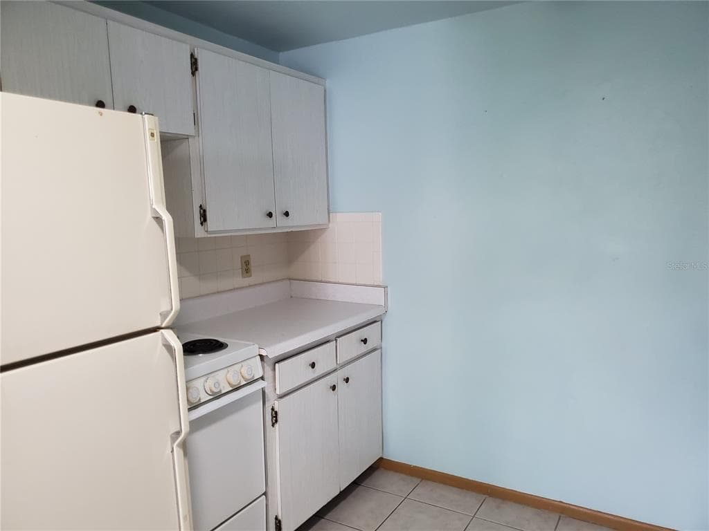 2021 PENNSYLVANIA AVENUE # 5, ENGLEWOOD, FL 34224 — zdjęcie 3