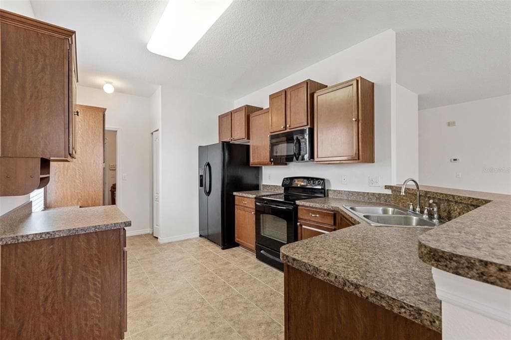2616 WALDEN WOODS DRIVE, PLANT CITY, FL 33566 — zdjęcie 4