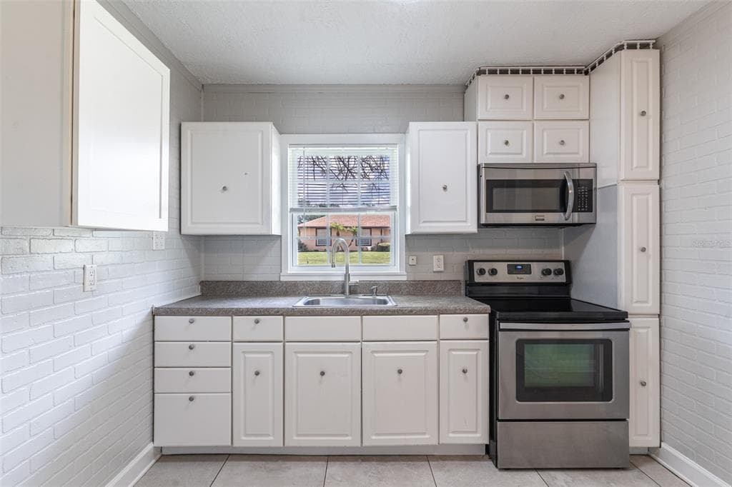 916 COHASSETT AVENUE, LAKE WALES, FL 33853 — zdjęcie 3
