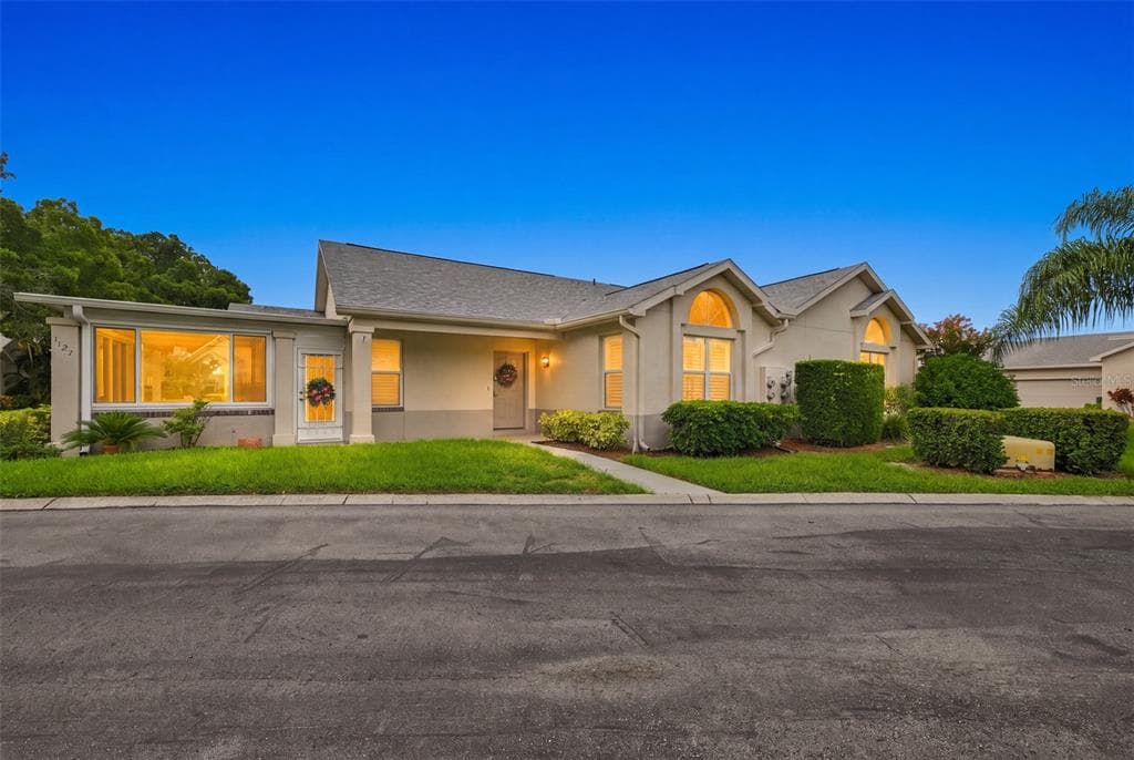 1124 GOLFVIEW WOODS DRIVE # na, SUN CITY CENTER, FL 33573