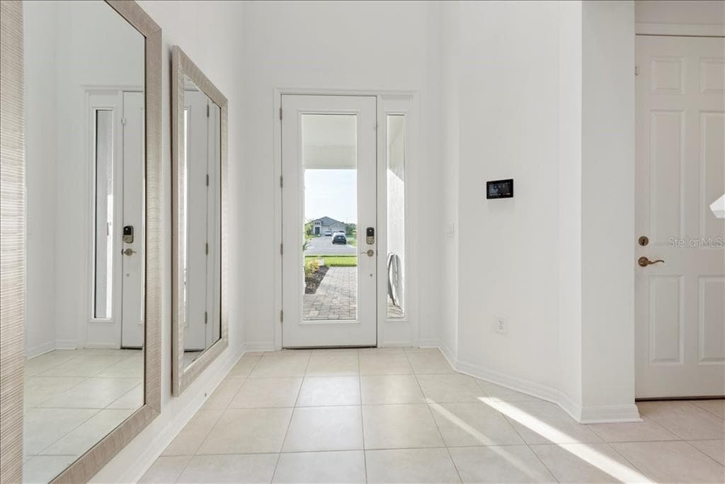17703 SAVORY MIST CIRCLE, LAKEWOOD RANCH, FL 34211 — zdjęcie 3