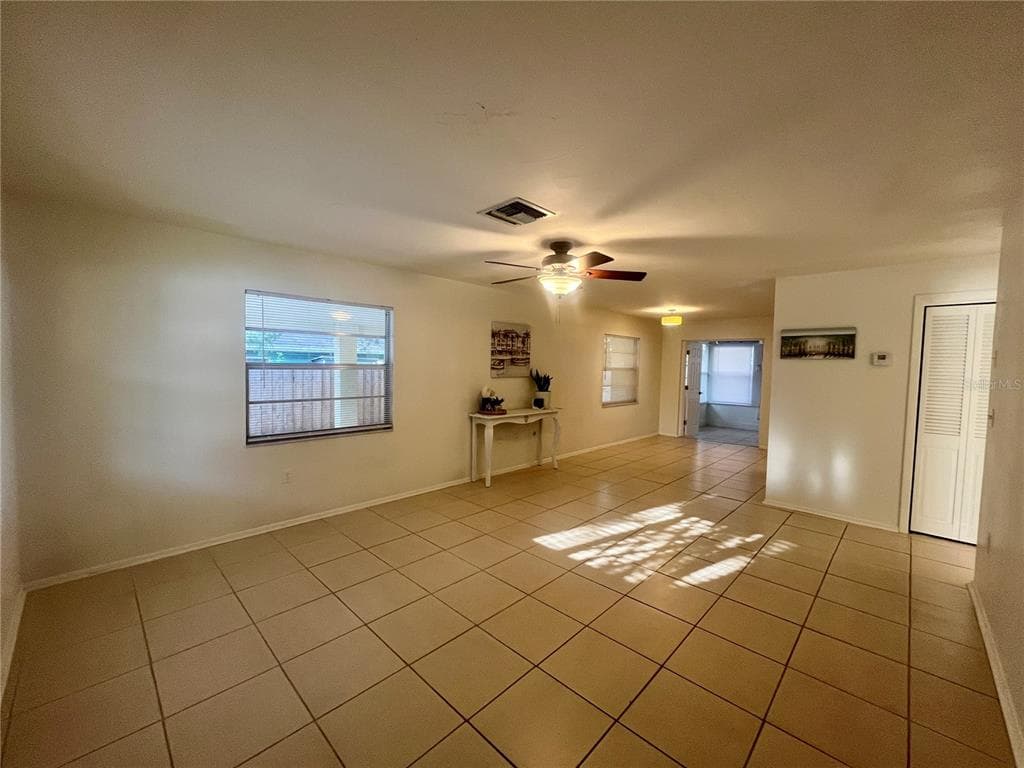 705 BAYOU AVENUE, TARPON SPRINGS, FL 34689 — zdjęcie 3
