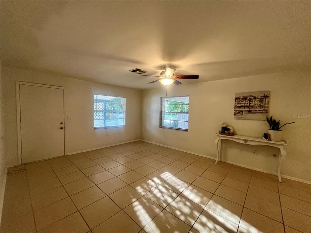 705 BAYOU AVENUE, TARPON SPRINGS, FL 34689 — zdjęcie 4