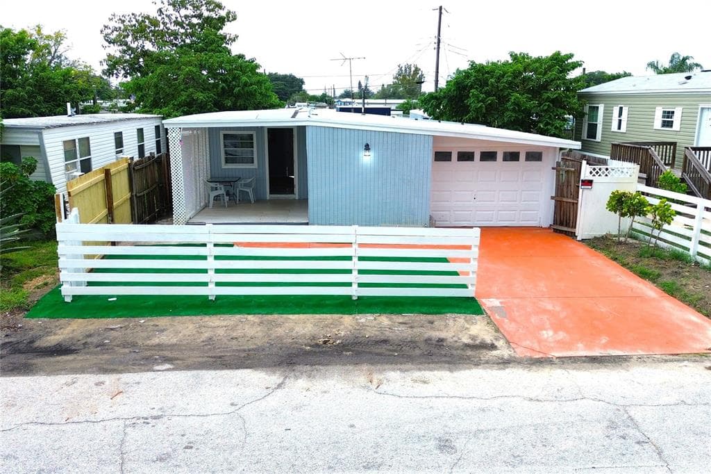 2135 ORANGE DRIVE, HOLIDAY, FL 34691 — zdjęcie 2