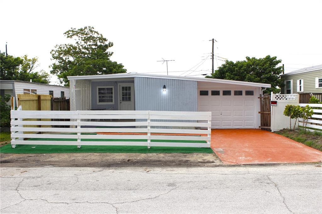 2135 ORANGE DRIVE, HOLIDAY, FL 34691 — zdjęcie 5