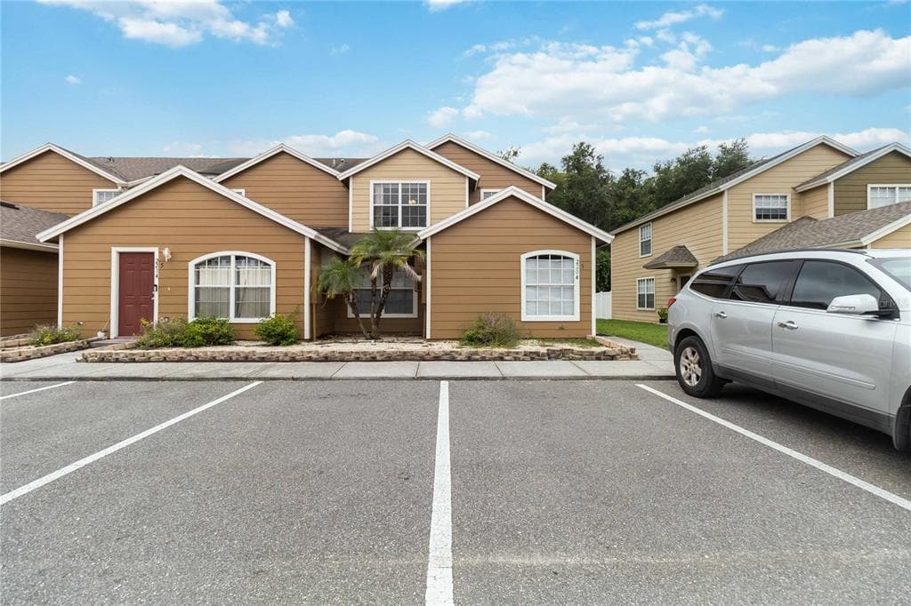 2204 FAN PALM DRIVE, DAVENPORT, FL 33897