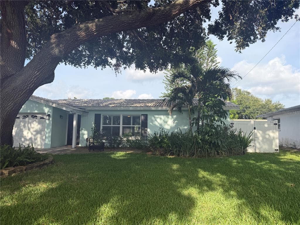 704 23RD STREET SW, LARGO, FL 33770 — zdjęcie 3