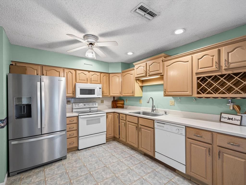 4135 COTTON TAIL DRIVE, NEW PORT RICHEY, FL 34653 — zdjęcie 2