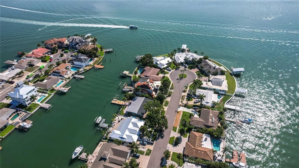 440 PALM ISLAND SE, CLEARWATER BEACH, FL 33767 — zdjęcie 4