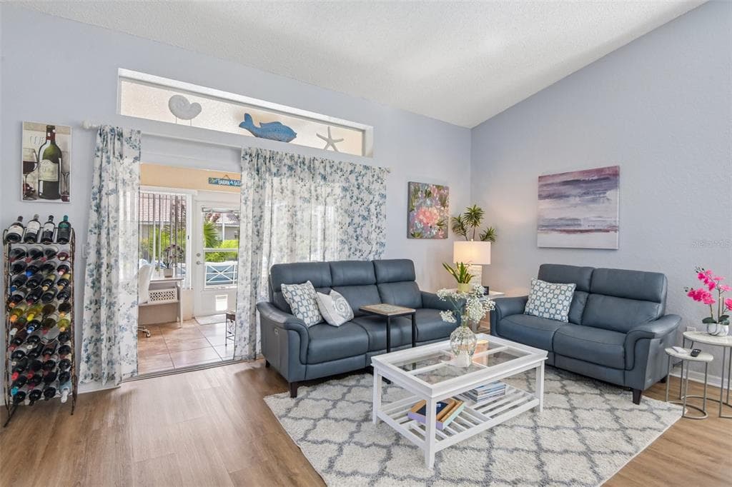 9330 NEW ORLEANS DRIVE, WEEKI WACHEE, FL 34613 — zdjęcie 2