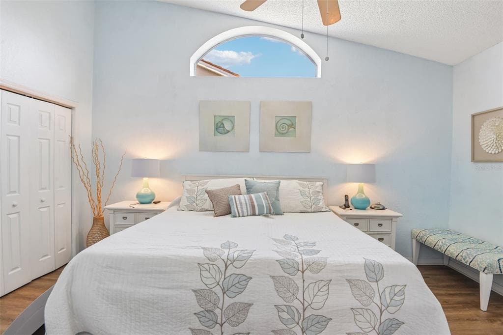 9330 NEW ORLEANS DRIVE, WEEKI WACHEE, FL 34613 — zdjęcie 4