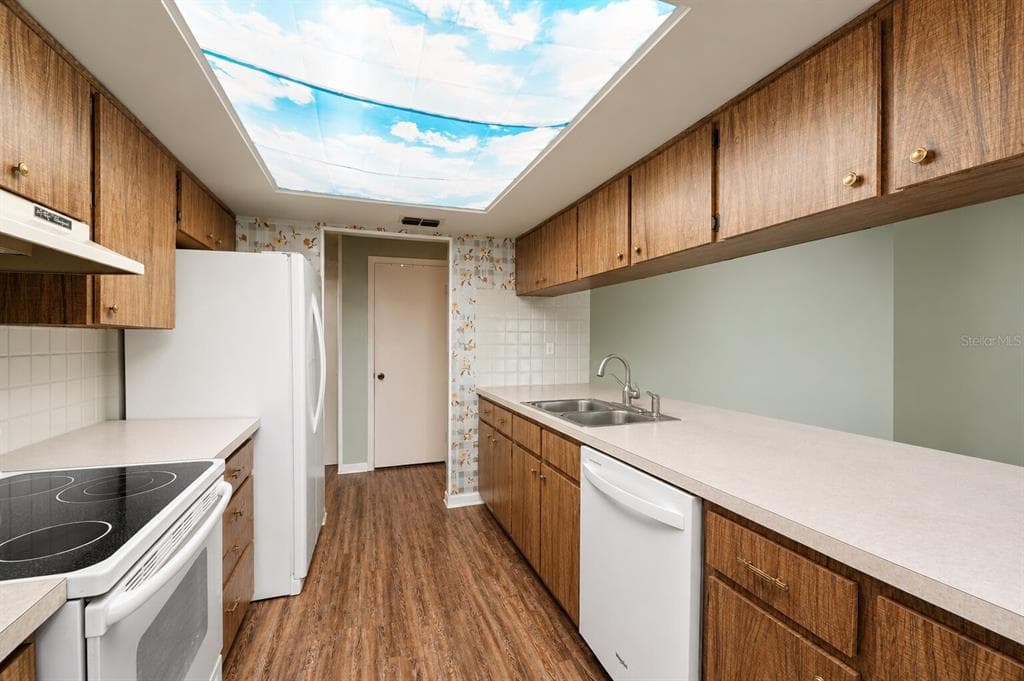 9074 HEATHER BOULEVARD, WEEKI WACHEE, FL 34613 — zdjęcie 3