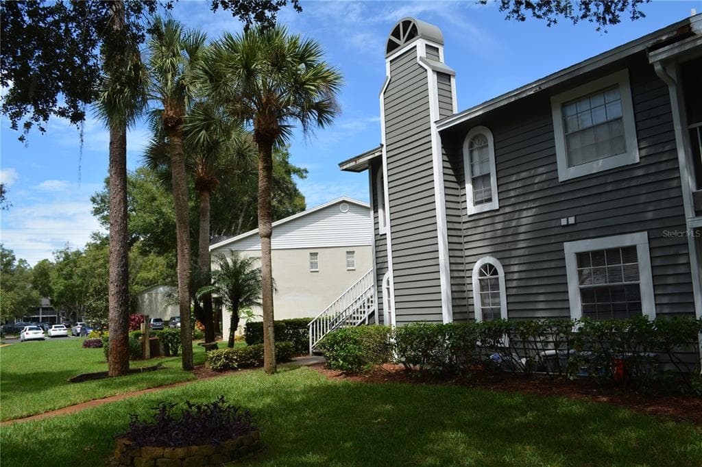 2197 FOX CHASE BOULEVARD # 101, PALM HARBOR, FL 34683
