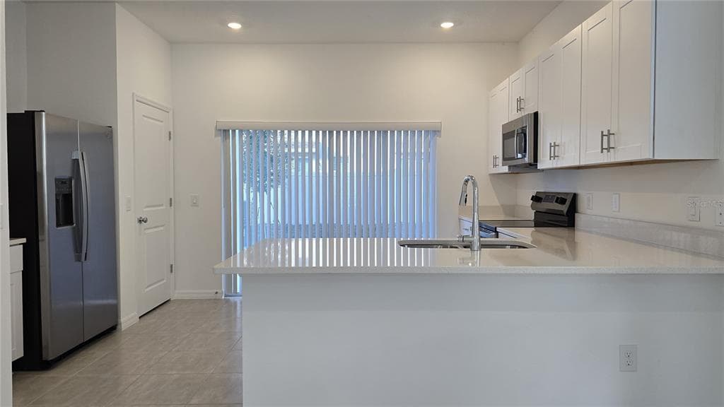 2970 SKYLINE LOOP, POINCIANA, FL 34758 — zdjęcie 4