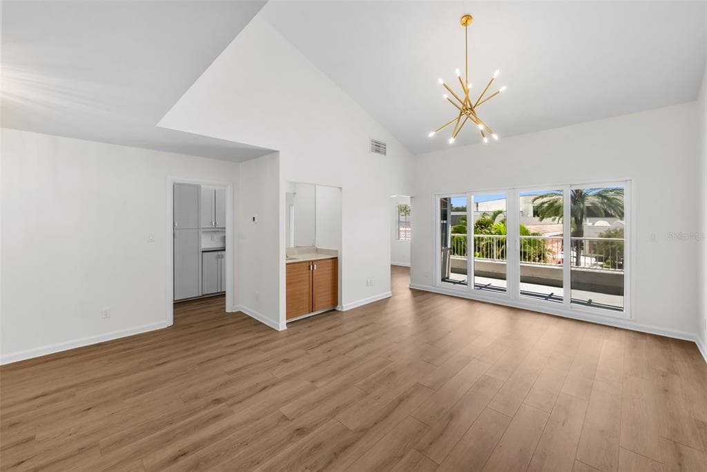 1647 W SNOW CIRCLE # 204, TAMPA, FL 33606 — zdjęcie 3