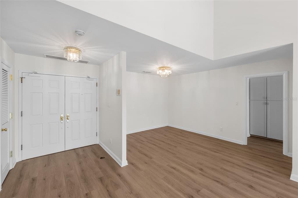 1647 W SNOW CIRCLE # 204, TAMPA, FL 33606 — zdjęcie 4