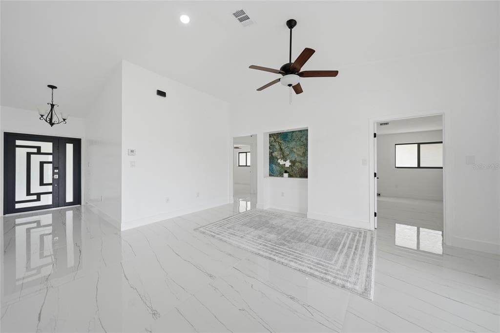 2705 MAURITANIA ROAD, PUNTA GORDA, FL 33983 — zdjęcie 5