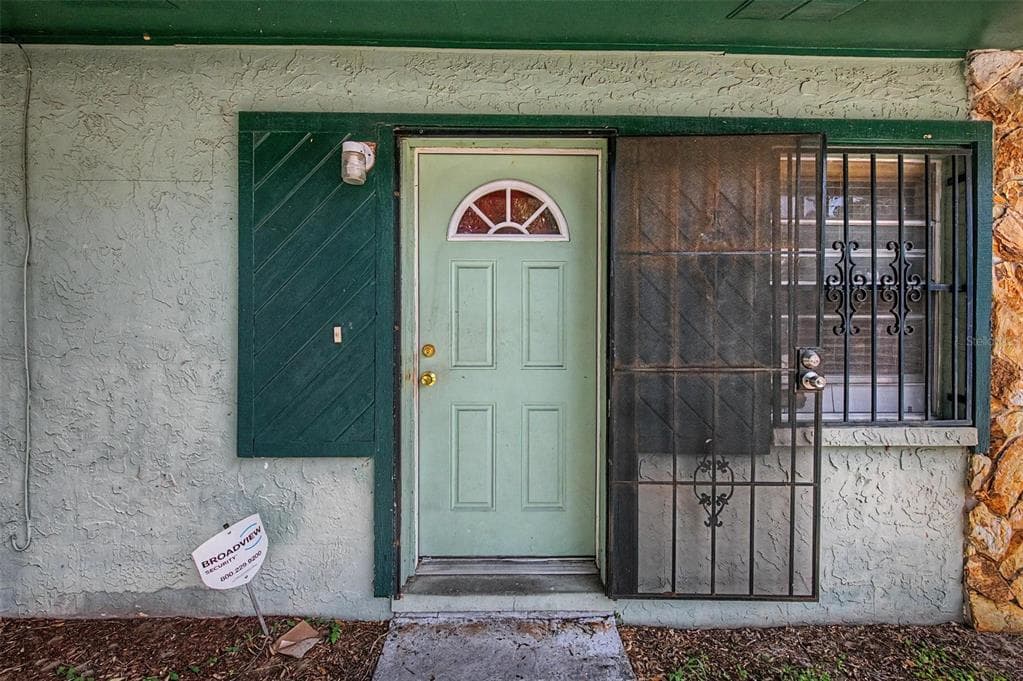 8605 N 12TH STREET, TAMPA, FL 33604 — zdjęcie 2
