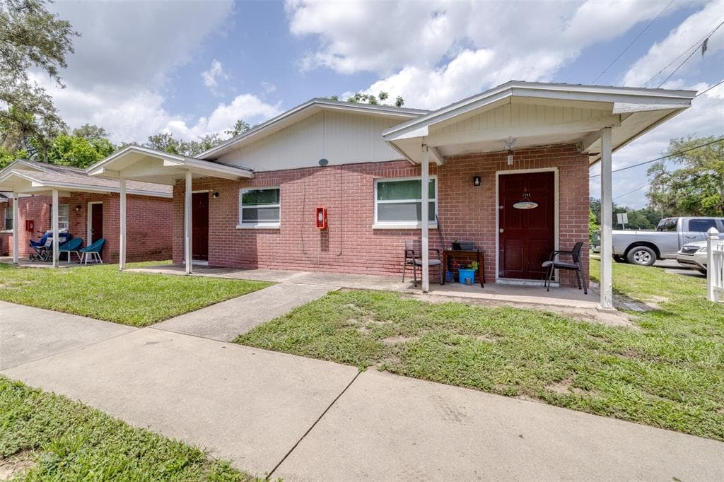 5901 GIBSON AVENUE, TAMPA, FL 33617 — zdjęcie 3