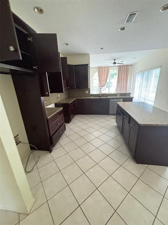 5141 SILVER CHARM TERRACE, ZEPHYRHILLS, FL 33544 — zdjęcie 3