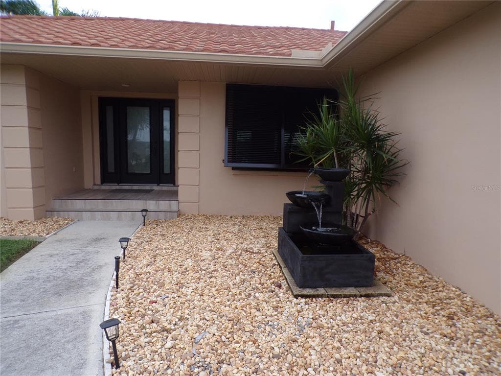 510 MEDICI COURT, PUNTA GORDA, FL 33950 — zdjęcie 2