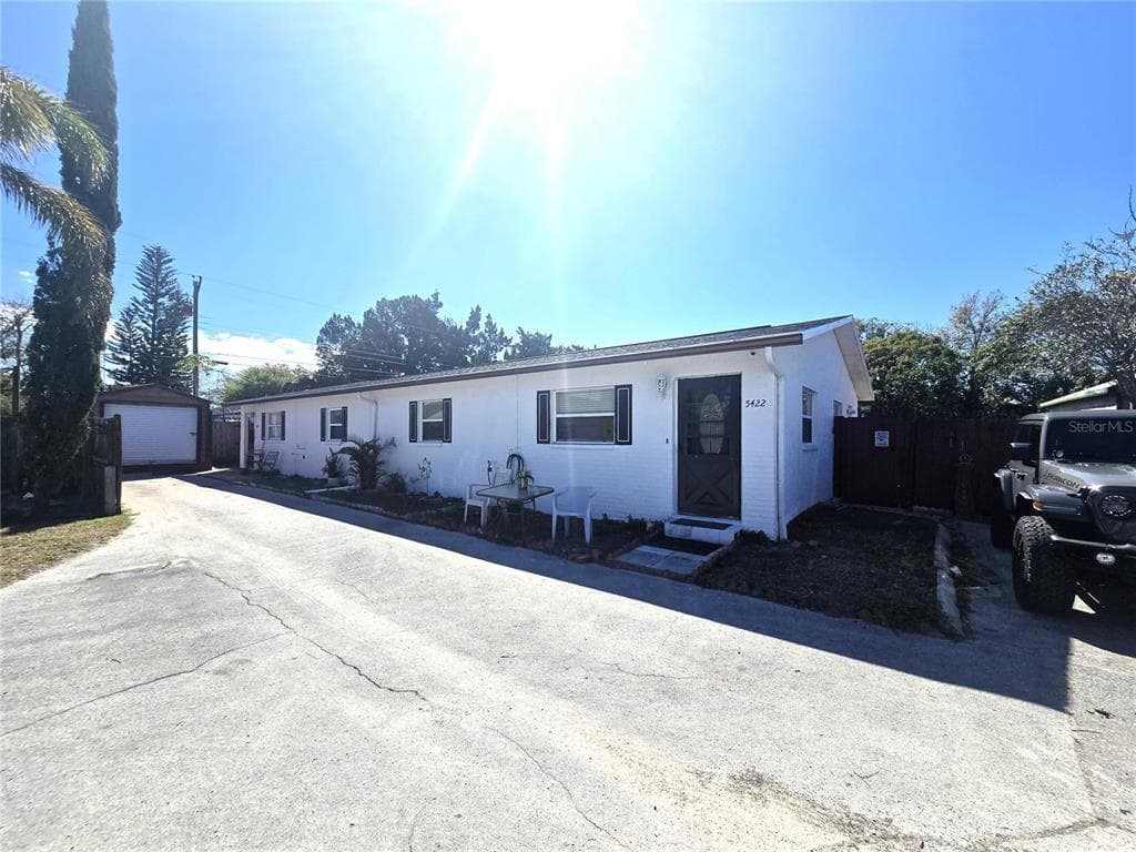 5422 AMY LANE, NEW PORT RICHEY, FL 34652