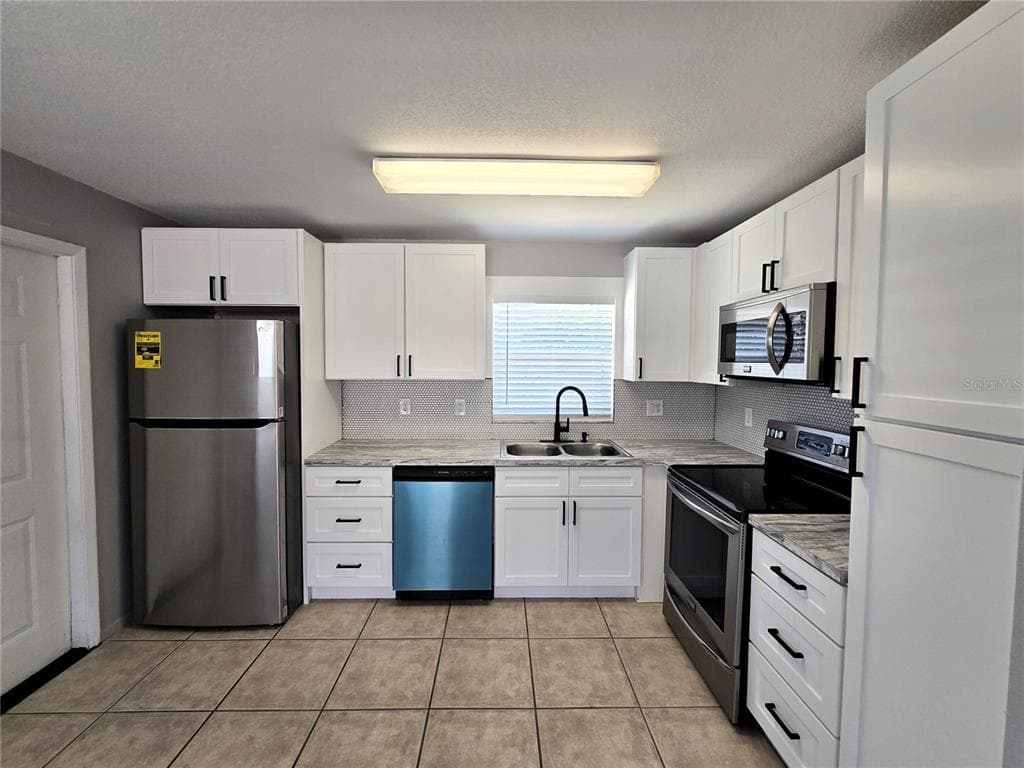 5422 AMY LANE, NEW PORT RICHEY, FL 34652 — zdjęcie 4