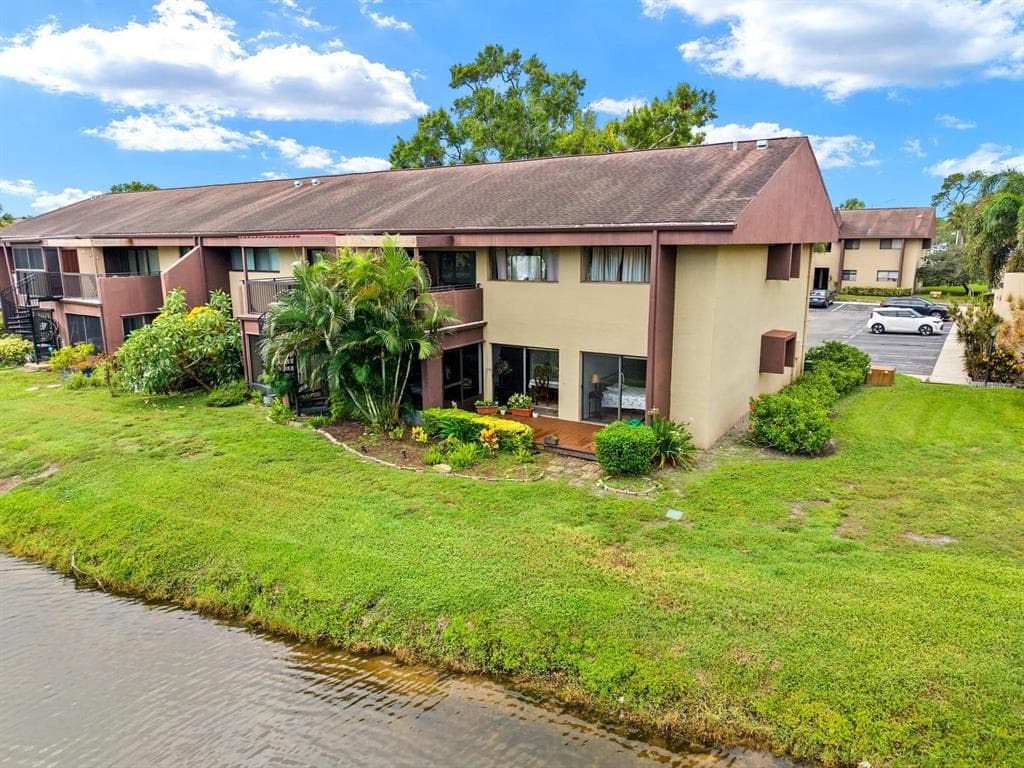 875 S VILLAGE DRIVE N # 101, ST PETERSBURG, FL 33716 — zdjęcie 2