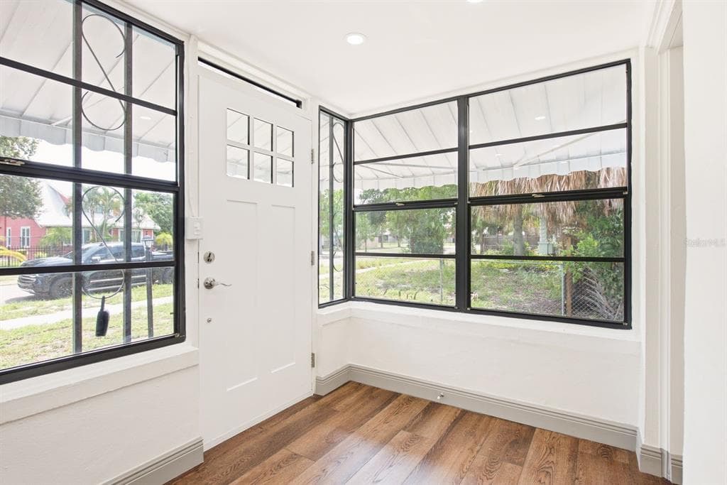 517 41ST AVENUE S, ST PETERSBURG, FL 33705 — zdjęcie 5