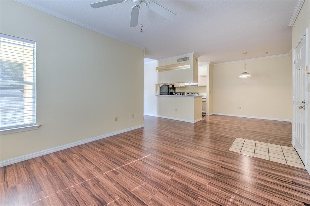 5620 PINNACLE HEIGHTS CIRCLE # 303, TAMPA, FL 33624 — zdjęcie 5